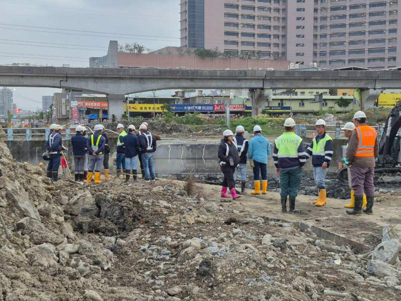 副局長九號橋視察