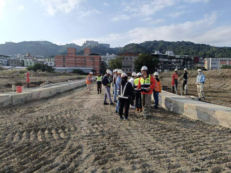 副局長7-7工區視察