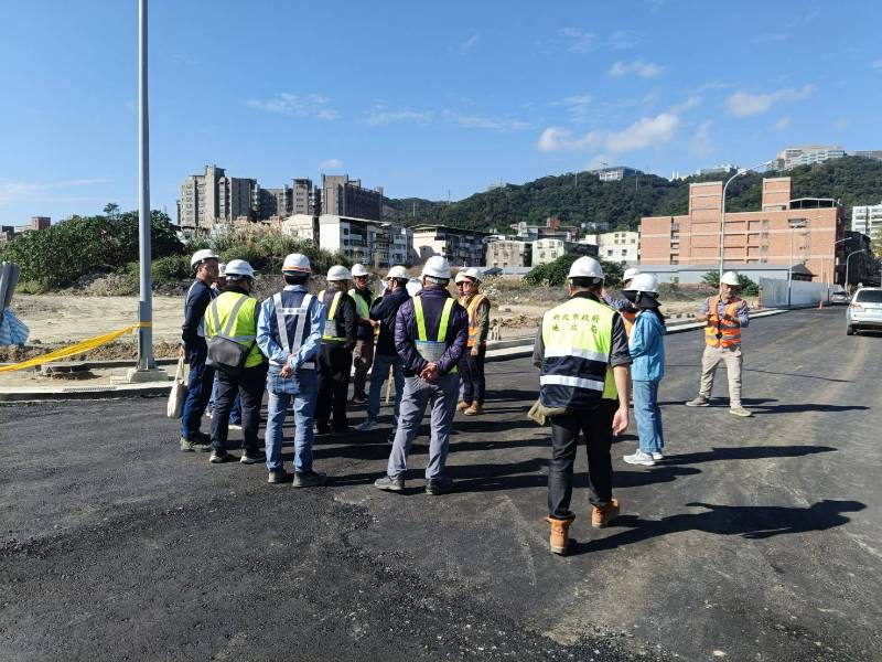 局長7-7、7-4-3工區視察